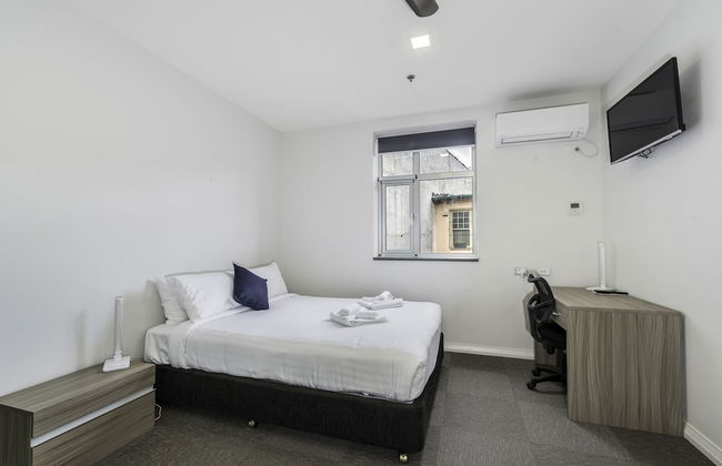 Studios on King - Photo 15