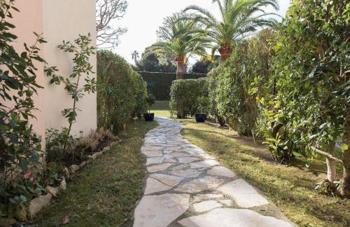 Rez de jardin privatif à 150m de la mer - Foto 36