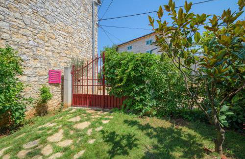 Villa Rossa with jacuzzi and pool in Porec - Foto 24