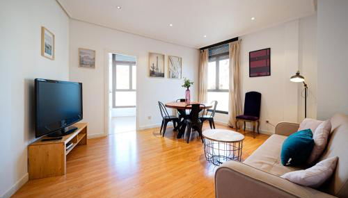 Apartament Glorieta Puerta de Toledo - Foto 1