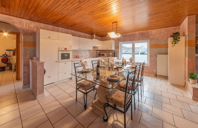 Sweet Home in Chiny With Garden - Photo 14