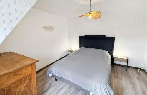 Gîte Rénové - Vue Imprenable Montagne - 2 Chambres - Photo 10