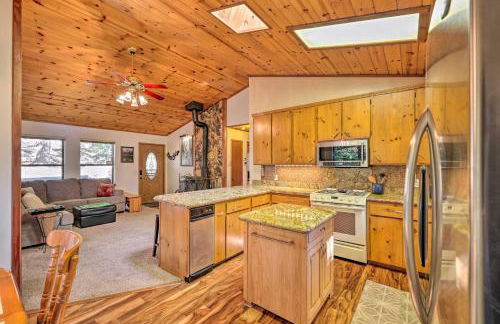 Deck with Forest Views Quiet Twain Harte Cabin! - Photo 10