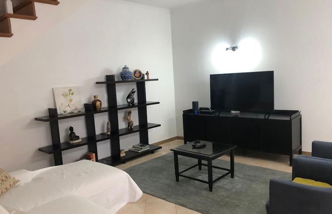 Spacious, Garden, and Private Parking - Foto 8