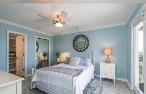 Donovan's Out of the Blue - Foto 25