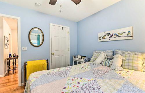 Waterfront Gladwin Home with Deck and Fire Pit! - Foto 18