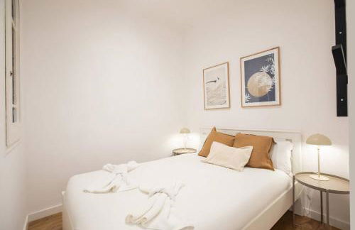 33PAR1094 - Magnific 2BR Flat in Poble Sec - Photo 13