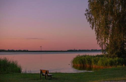 Comfort Meets Coastal Charm - Foto 29