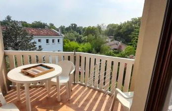 Apartment in Barbotan-les-Thermes - Photo 9