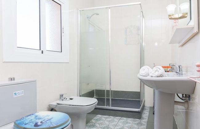 Del Pi in Blanes With 4 Bedrooms and 3 Bathrooms - Photo 16