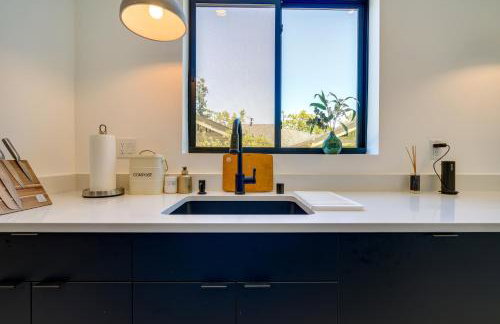 Redwood City Escape with Big-Screen TV! - Foto 15