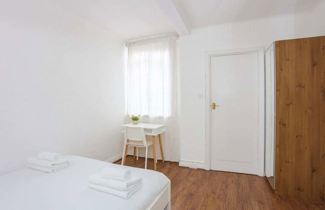 Contemporary 2 Bedroom Flat in Bayswater - Photo 8