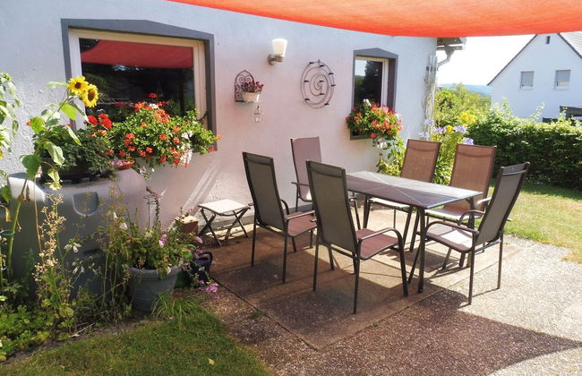 Apartment With Terrace and Pool in the Garden - Foto 15