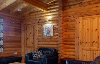 Teal Lodge - Nordic Log Cabin with private hot tub - Foto 22