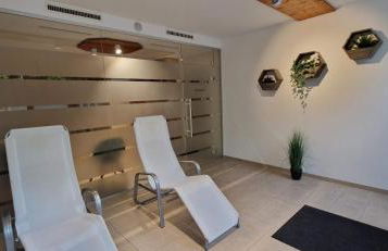 2-Zimmer Wohnung, Pools, Sauna und Balkon - Foto 34
