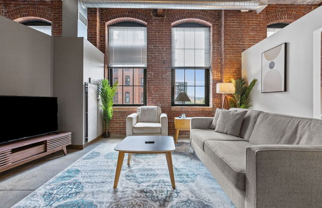 Historic Loft Retreat With Pool - Foto 76