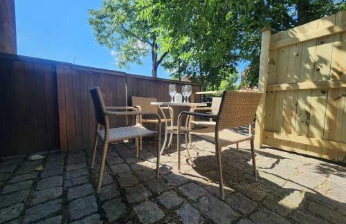 Jennifer's Historic Riverfront Loft Private Patio - Foto 31