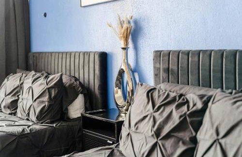 Spacious Beach Retreat | Oceanfront Pool & Tiki - Foto 39