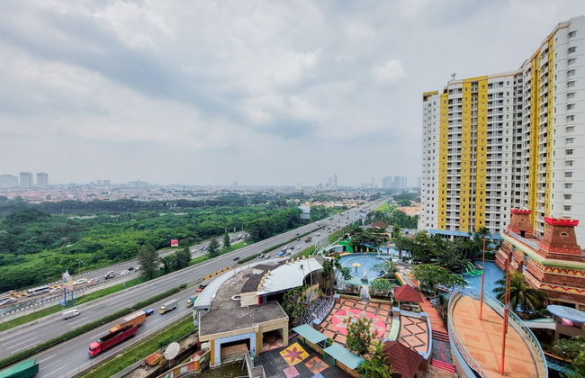 Comfort And Simply Look 2Br At Great Western Apartment - Photo 19