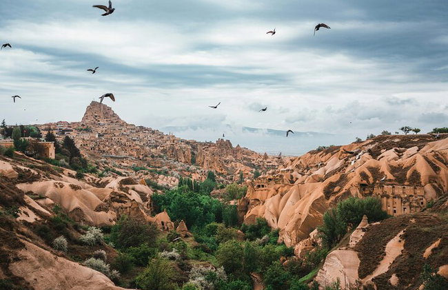 Tour de 1 día por la historia y la naturaleza Capadocia Roja - Foto 1
