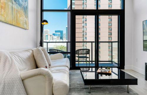 City Views! Luxury King bed gym pool HTub - Foto 8