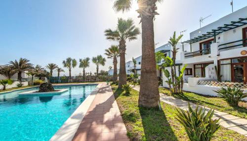 B16-Dúplex luminoso+ piscina a 150 m del mar - Foto 2