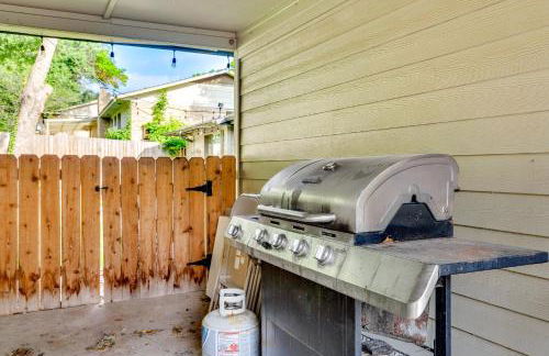 Austin Home Near Zilker Park with Yard Pets Allowed - Photo 34