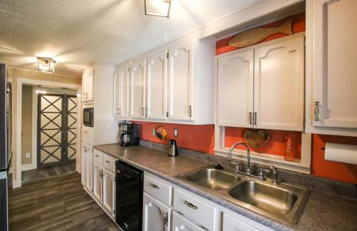 Crabbin Cabin - Spacious, Seasonal Riverside Home On The Ga Coast - Foto 34