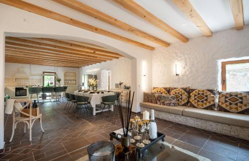 Aurora Lukorana - Photo 27