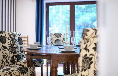 Spacious 7BR Home, Families & Contractors, Hot Tub - Foto 44