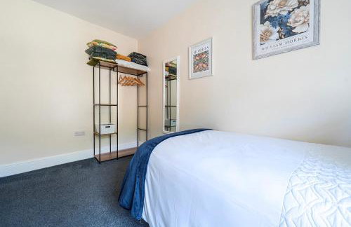 Beautiful 2-bed Cottage in Heysham Village - Foto 49