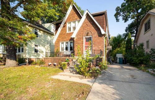 Ferndale Apartment with Yard - Near the Detroit Zoo! - Foto 24