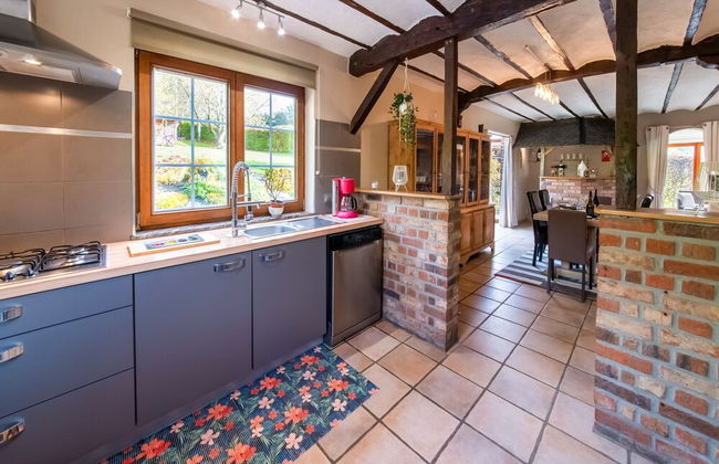 Holiday Home With hot tub in Vielsalm - Foto 8