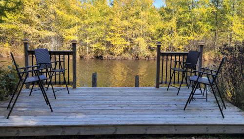 Hazel's Goose Creek Lodge - Private Riverfront! - Foto 3