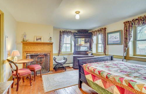 Rural and Historic Detour Escape with Horses On-Site! - Foto 23