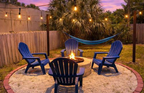Modern 4BR Getaway Pet Friendly Outdoor Lounge - Foto 4