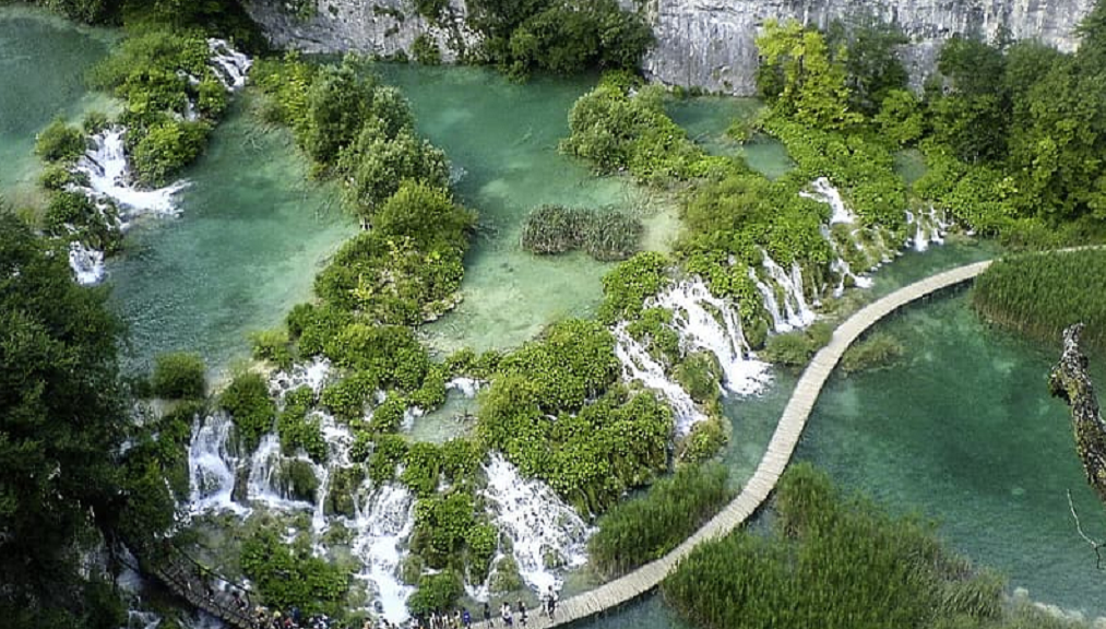 Private Full Day Tour to Plitvice Lakes, Croatia, from Ljubljana - Photo 2