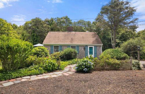 Great location with Water Views - Foto 1