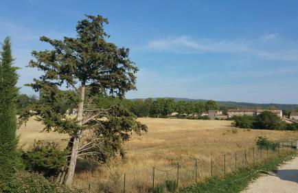 Apt 50m2 avec Balcon tout équipé proche d'Avignon - Foto 4