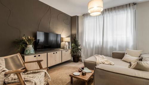 Andujar - 3 bedrooms in Trafalgar - Photo 2