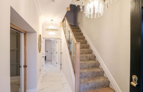 Otherton Hall - Photo 18