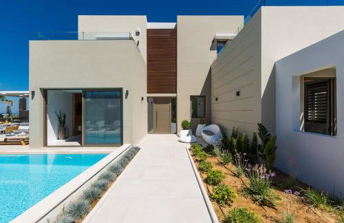 Vasilios Villa, with Pool, Gym & Close to Beach, By ThinkVilla - Foto 15