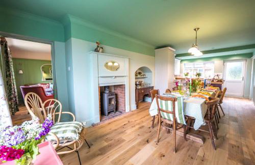 Large Country Cottage, Sleeps 8 - Spa Facilities, Garden Bar, Catering Services, Free Parking, Nature Reserve, Hen Parties - Foto 25