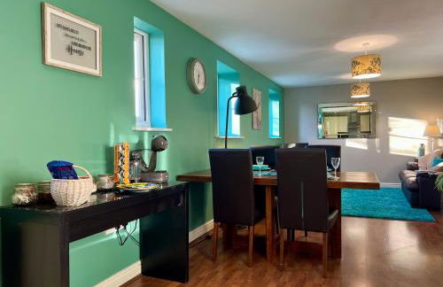 The Orchid-Central Beeston-Private Apartment-SmartTV-Free Wi-Fi-Tram-Parking - Foto 9