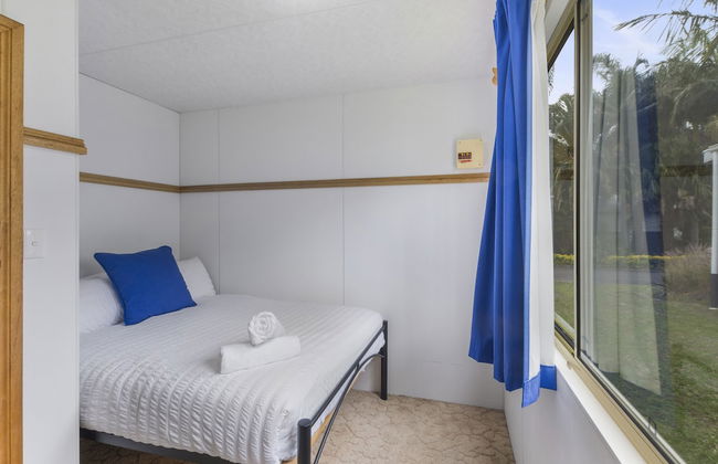 Wairo Beach Holiday Park - Photo 5