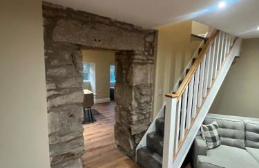 Cosy Cottage Hot Tub Sleeps 8 Log Fires - Foto 3