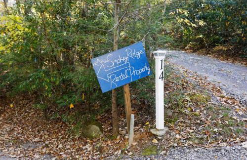 12 mins to DT Asheville & Biltmore, Fire pit, View - Foto 28