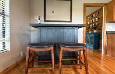 Enchanted Log Cabin Retreat Near Bradenton and St Pete - Photo 27