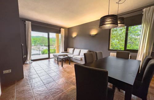 Caserna 13 - Moderna Casa de Pueblo en Maçanet - Foto 2