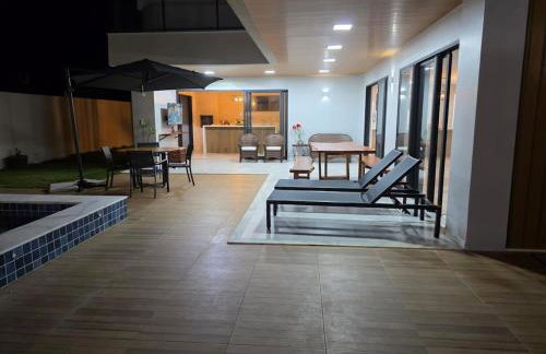 Modern house in Jacuípe in Camaçari-BA - Foto 5